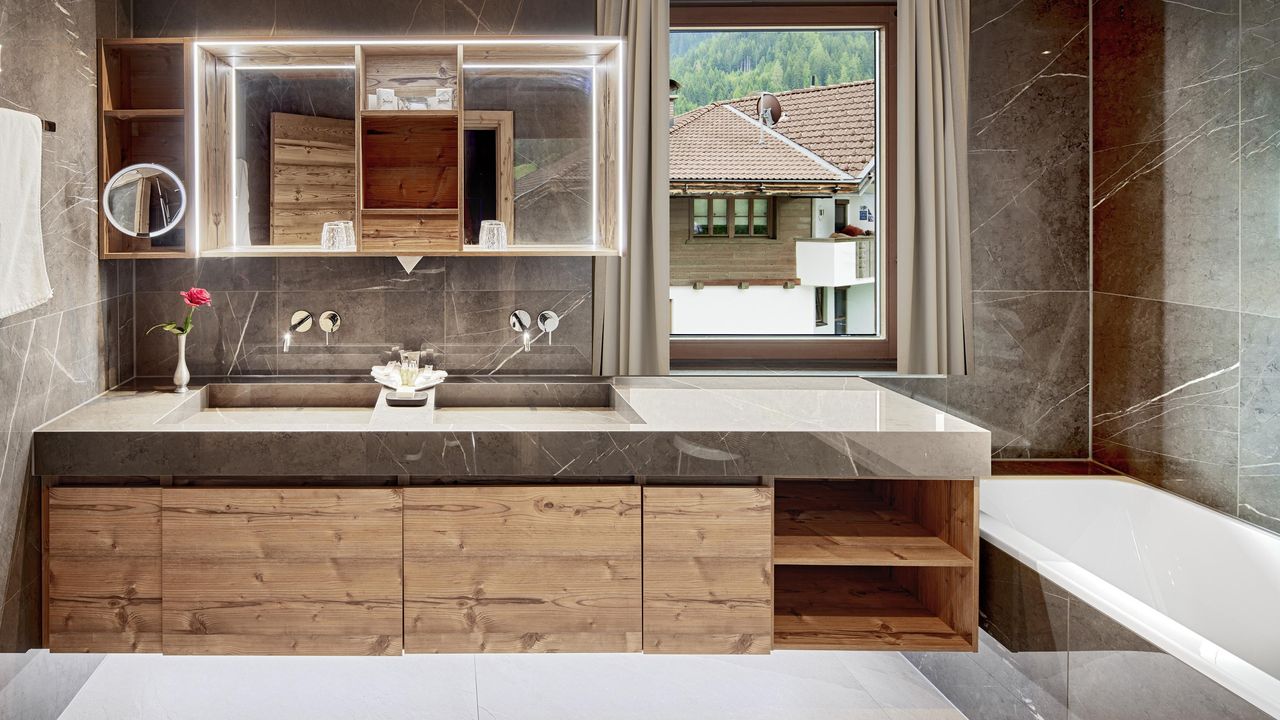 Familiensuite Kessel - Badezimmer Familiensuite Kessel - Badezimmer